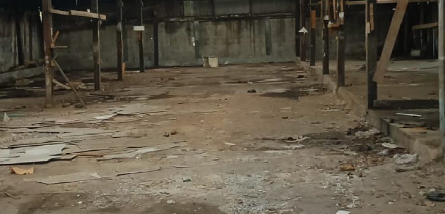 Gudang Dijual Jatinegara, Luas 800 Meter, Kode :21131 Bu