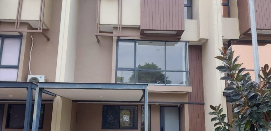 Rumah Dijual Gading Serpong, Furnish, Luas 6×10 Meter, Kode :18190 Dj