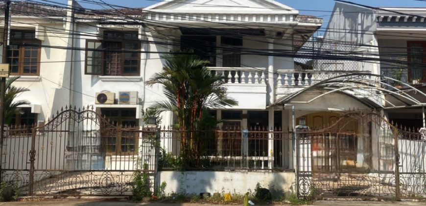 Rumah Dijual Kelapa Gading, Luas 12×20 Meter, Kode :21140 Fd/Wb Rumah Dijual Kelapa Gading, Luas 12×20 Meter, Kode :21140 Fd/Wb