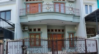 Rumah Dijual/Disewa Kelapa Gading, Full Furnish, Luas 7×15 Meter, Kode :21216 Br
