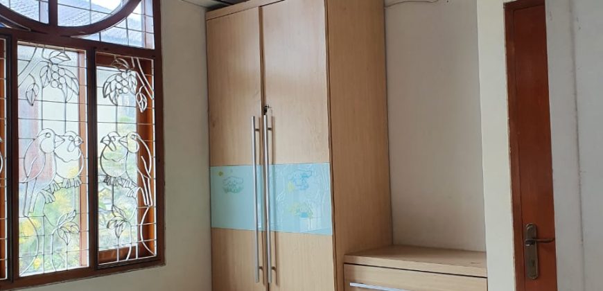 Rumah Disewa Sunter, Semi Furnish, Luas 12×14 Meter, Kode :15664 Si