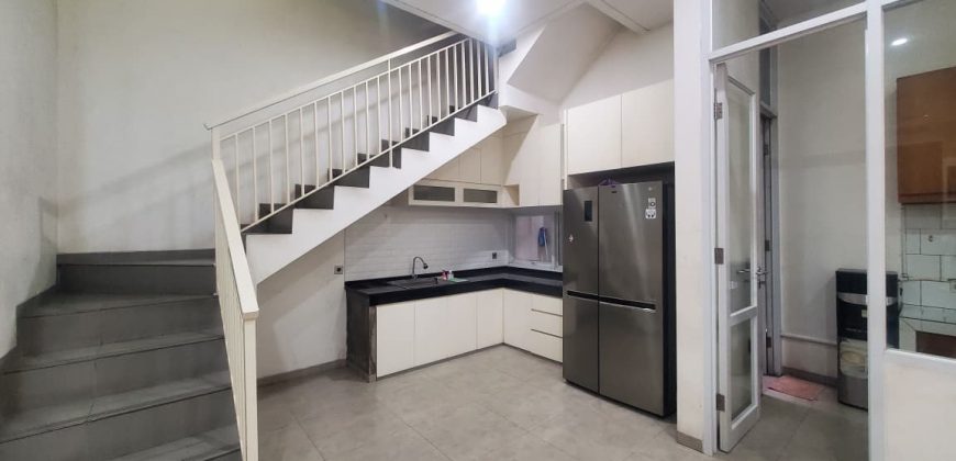 Rumah Disewa Sunter, Luas 6×15 Meter, Kode :21164 Ha