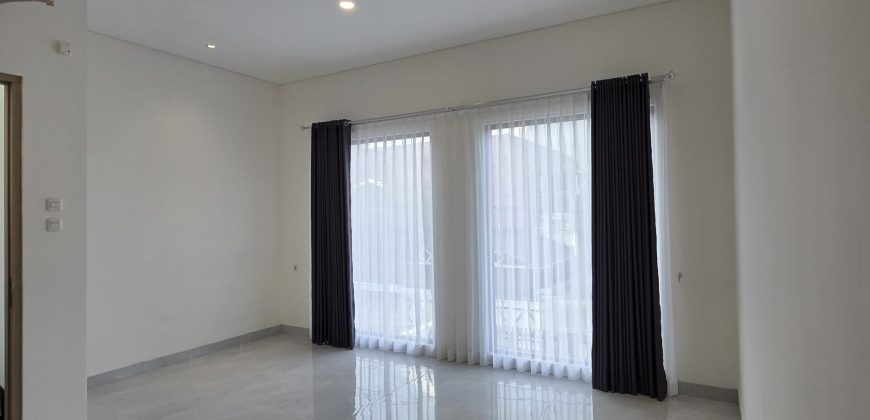 Rumah Dijual Kelapa Gading, Luas 160 Meter, Kode :21297 Bn/Wb