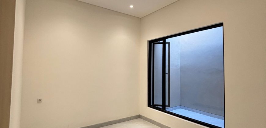 Rumah Dijual Kelapa Gading, Luas 160 Meter, Kode :21297 Bn/Wb