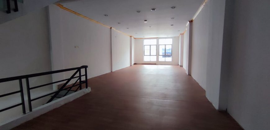 Ruko Dijual Taman Ratu, Strategis, Luas 5×17 Meter, Kode :21291 Si