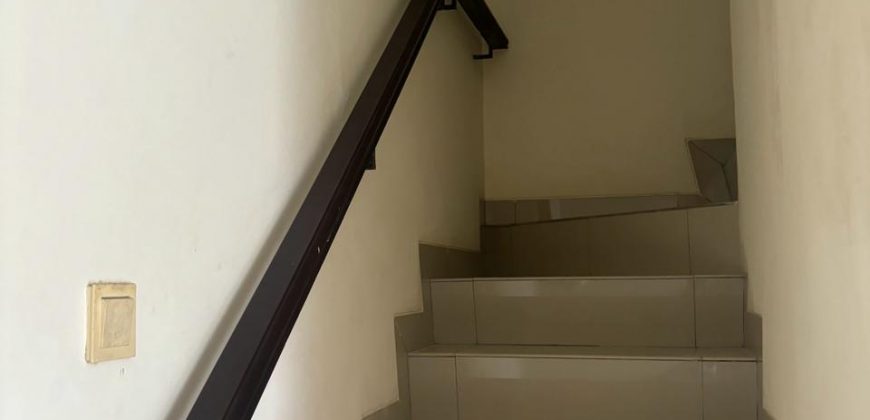 Rumah Dijual Cengkareng, Furnish, Luas 90 Meter, Kode :21289 Dj/Si