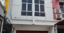 Ruko Dijual Taman Ratu, Strategis, Luas 5×17 Meter, Kode :21291 Si
