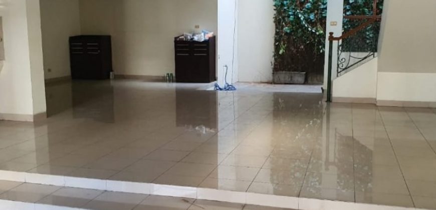 Rumah Disewa Sunter, Luas 240 Meter, Kode :21269 Si