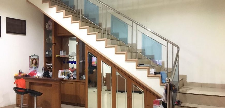 Rumah Dijual Cengkareng, Nyaman Dan Asri, Luas 10×20 Meter, Kode :21353 Dj/Si