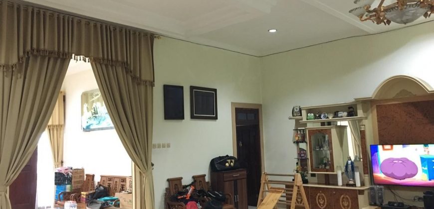 Rumah Dijual Cengkareng, Nyaman Dan Asri, Luas 10×20 Meter, Kode :21353 Dj/Si