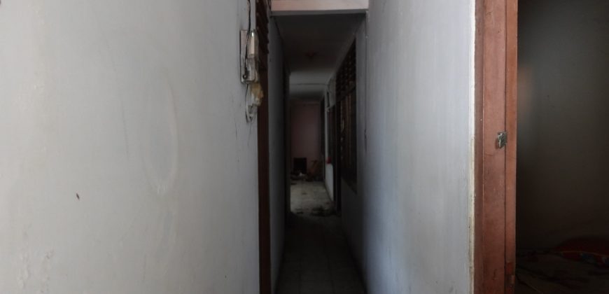 Rumah Tua Dijual Pasar Baru, Luas 8×30 Meter, Kode :21257 Si