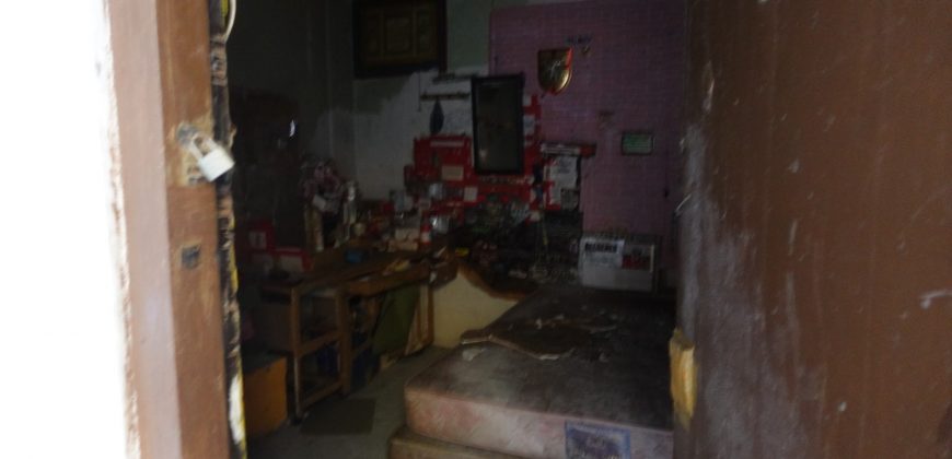 Rumah Tua Dijual Pasar Baru, Luas 8×30 Meter, Kode :21257 Si