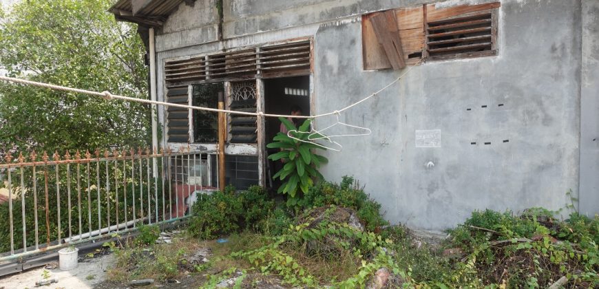 Rumah Tua Dijual Pasar Baru, Luas 8×30 Meter, Kode :21257 Si