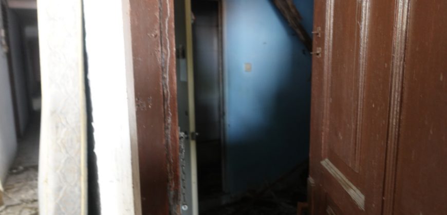 Rumah Tua Dijual Pasar Baru, Luas 8×30 Meter, Kode :21257 Si