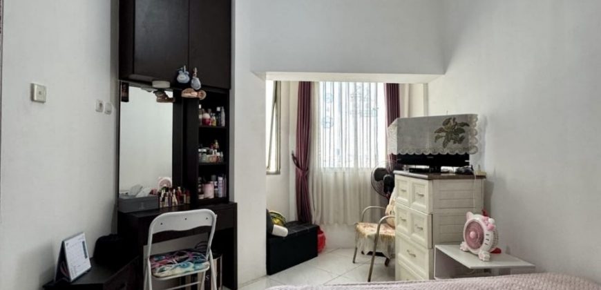 Apartemen Dijual Mediterania Gajah Mada, Full Furnish, Luas 65 Meter, Kode :21406 Si