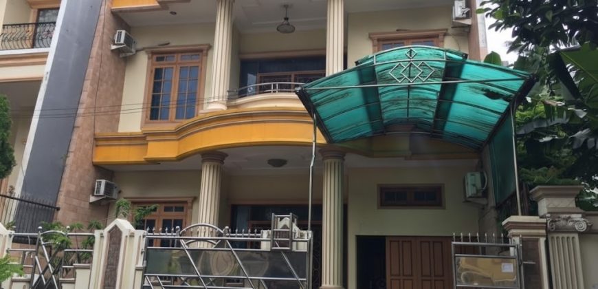 Rumah Dijual Cengkareng, Nyaman Dan Asri, Luas 10×20 Meter, Kode :21353 Dj/Si