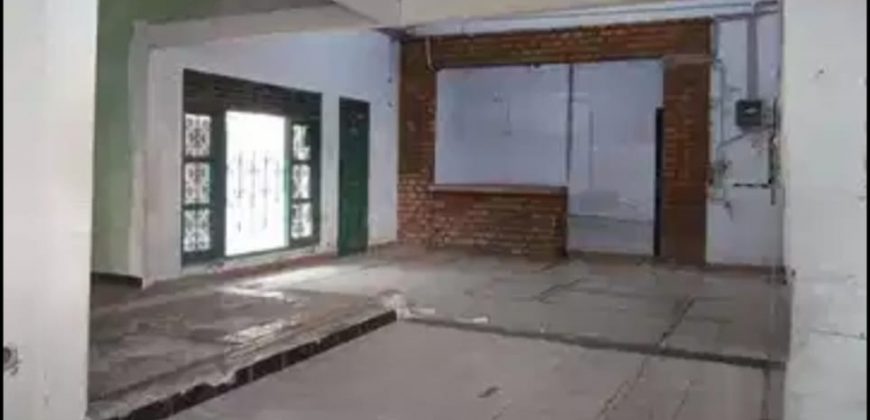 Gudang Disewa Pondok Bambu, Strategis, Luas 18×14 Meter, Kode :21178 Ha