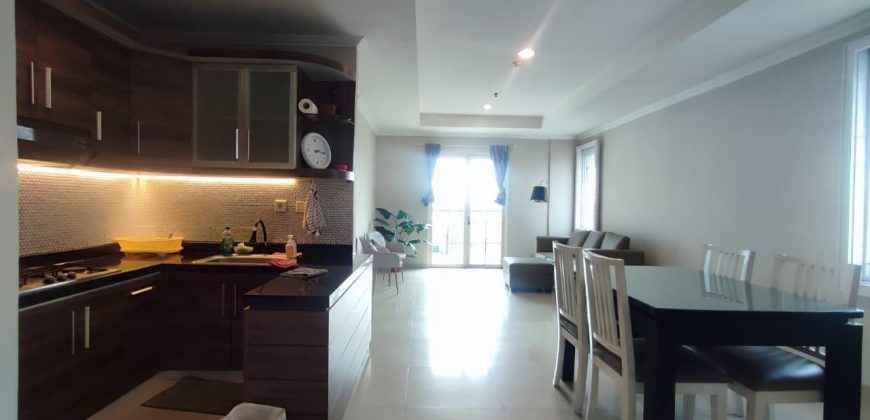 Dijual Apartemen Gading Resort Residence, Full Furnish, Luas 103 Meter, Kode :21508 Si