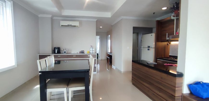 Dijual Apartemen Gading Resort Residence, Full Furnish, Luas 103 Meter, Kode :21508 Si